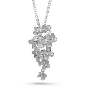 0.35 quilates colgante diamante diseño flor en oro blanco 