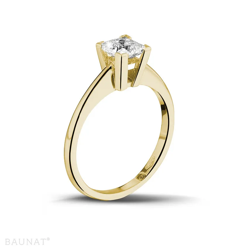 0.70 quilates anillo solitario en oro amarillo con diamante talla princesa 