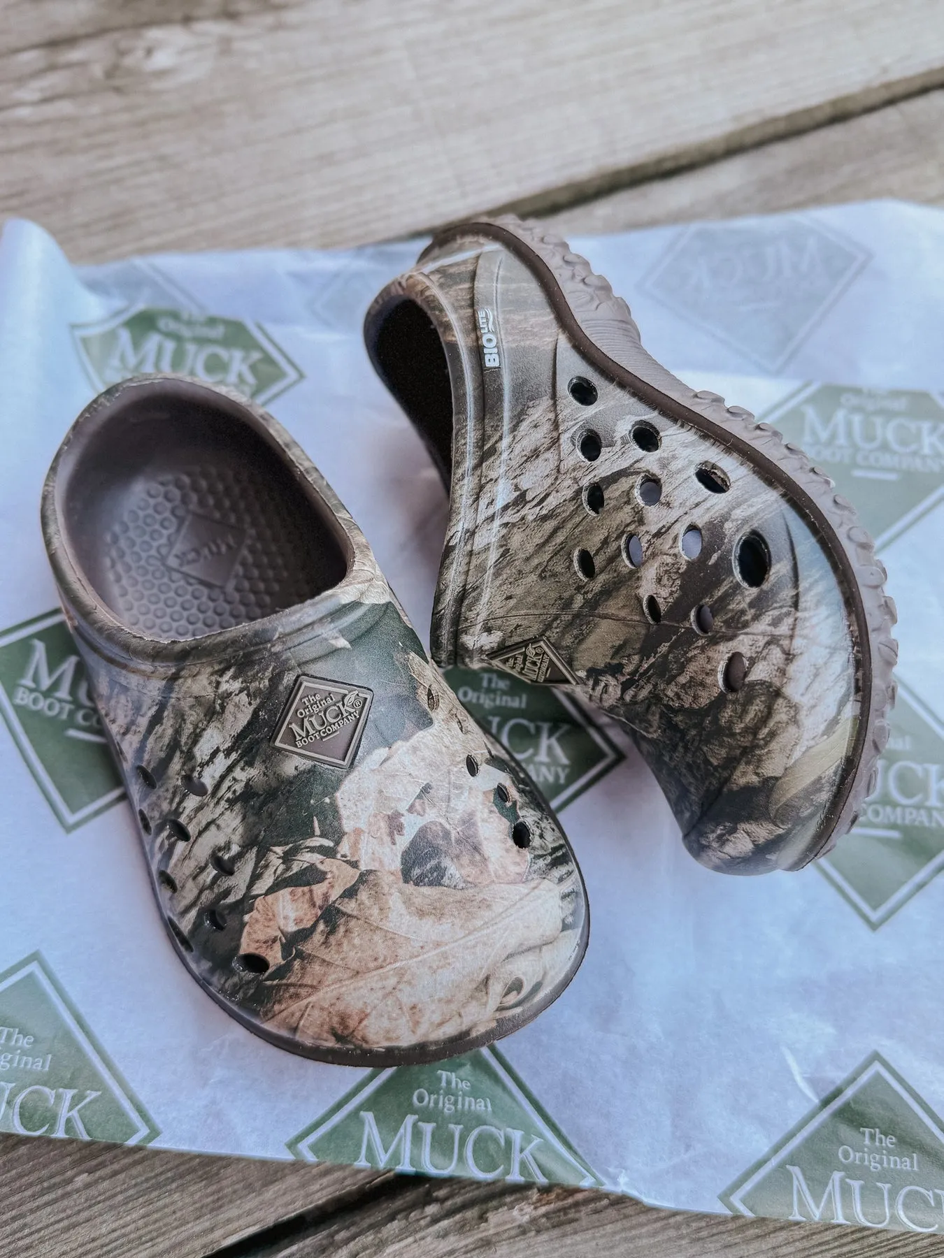 BIG KIDS' MOSSY OAK® COUNTRY DNA™ MUCKSTER LITE EVA CLOG-