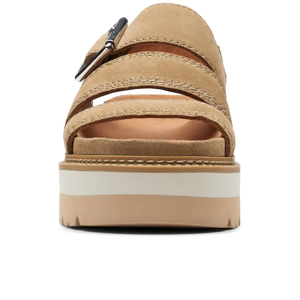 Clarks Orianna sobre sandalias planas para mujer