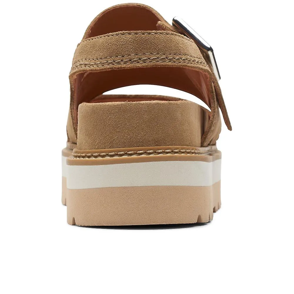 Clarks Orianna sobre sandalias planas para mujer