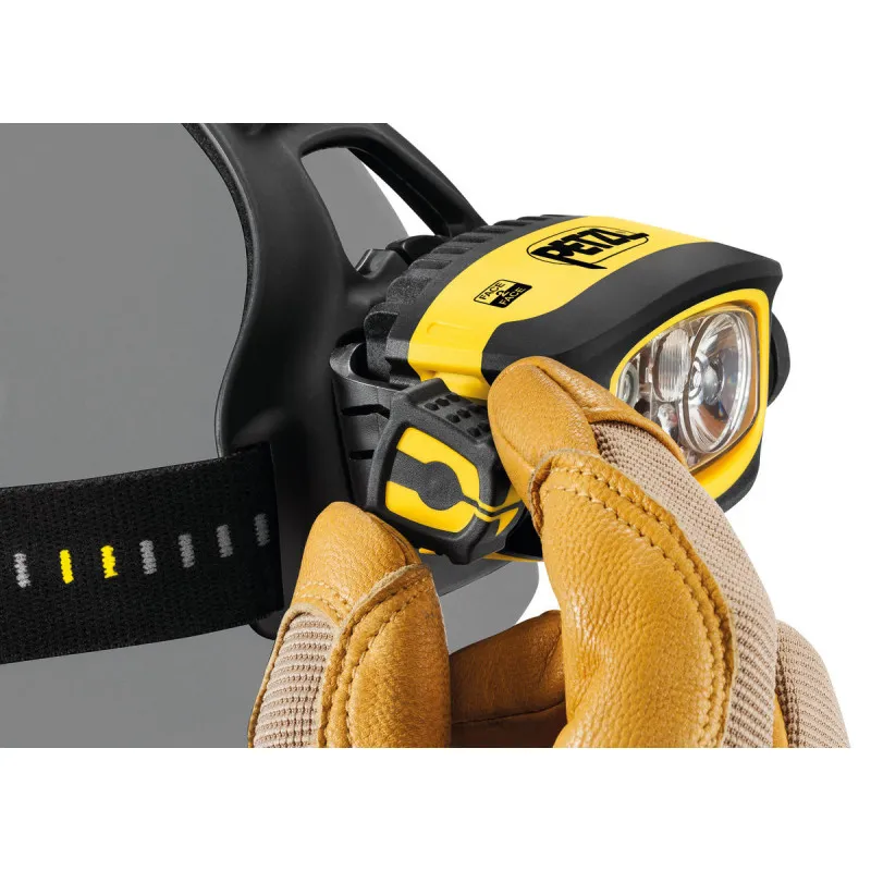 Faro PETZL DUO Z2 430 lúmenes (negro/amarillo)