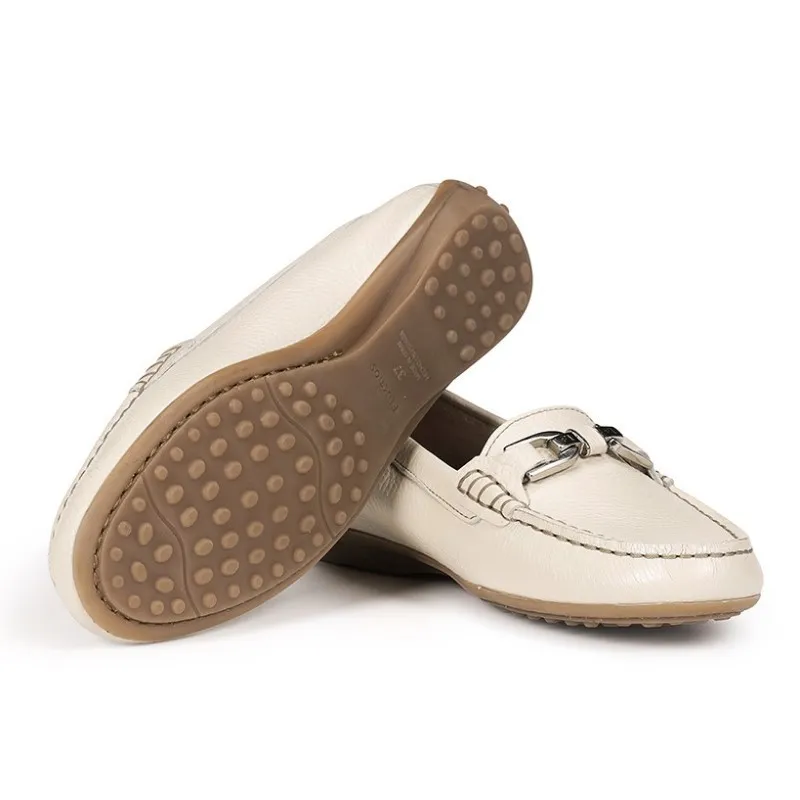 FLUCHOS Bruni F0804 Taupe y azul Mocasín adorno metal mujer