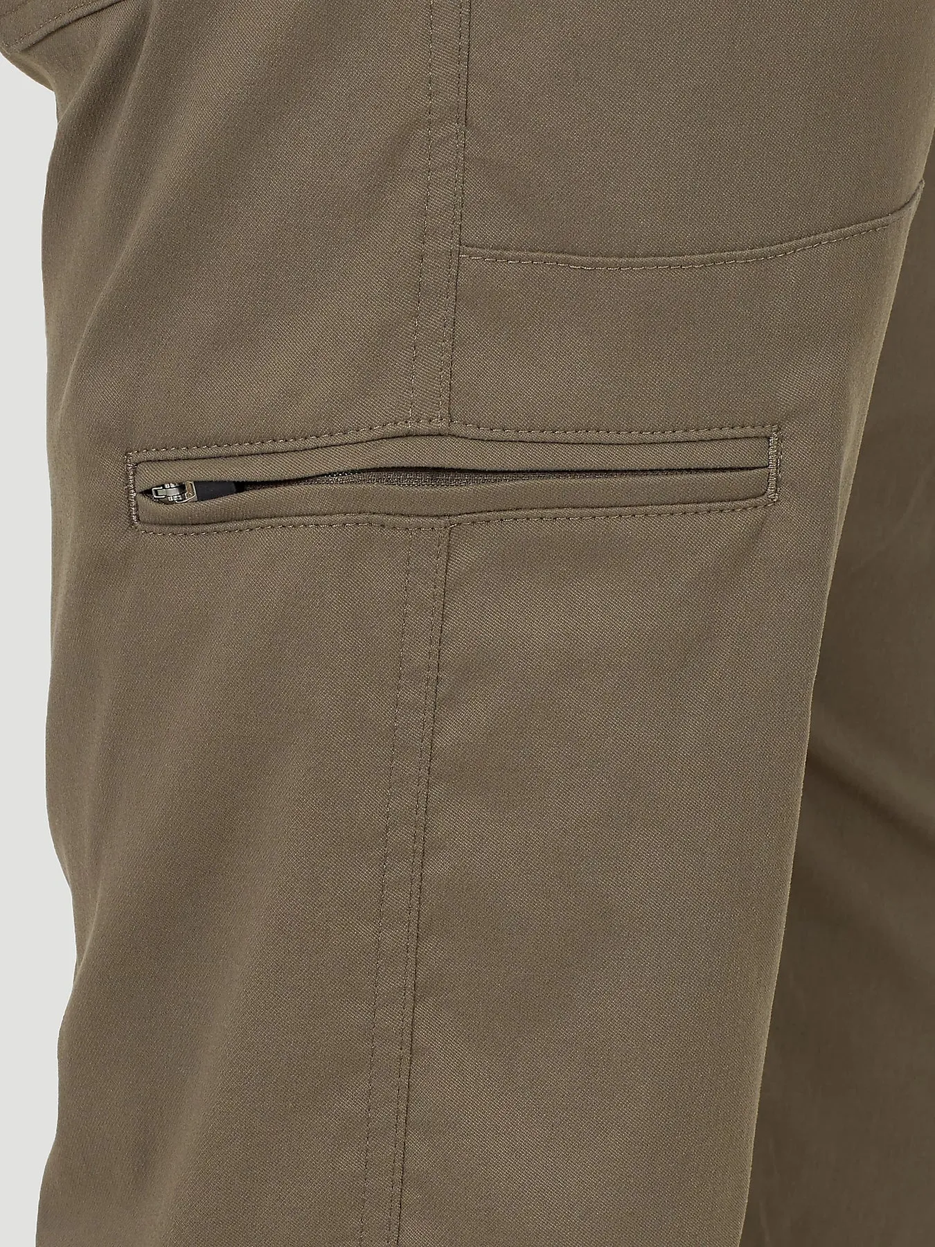 Men's Wrangler ATG Synthetic Utility Pant-