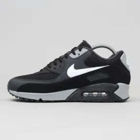 Nike Air Max 90 Essential