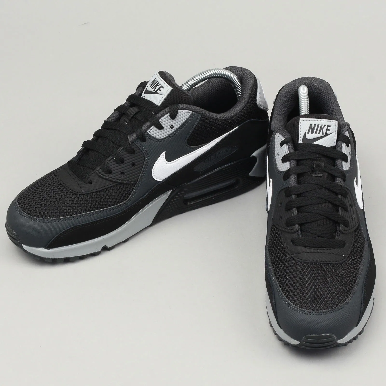 Nike Air Max 90 Essential