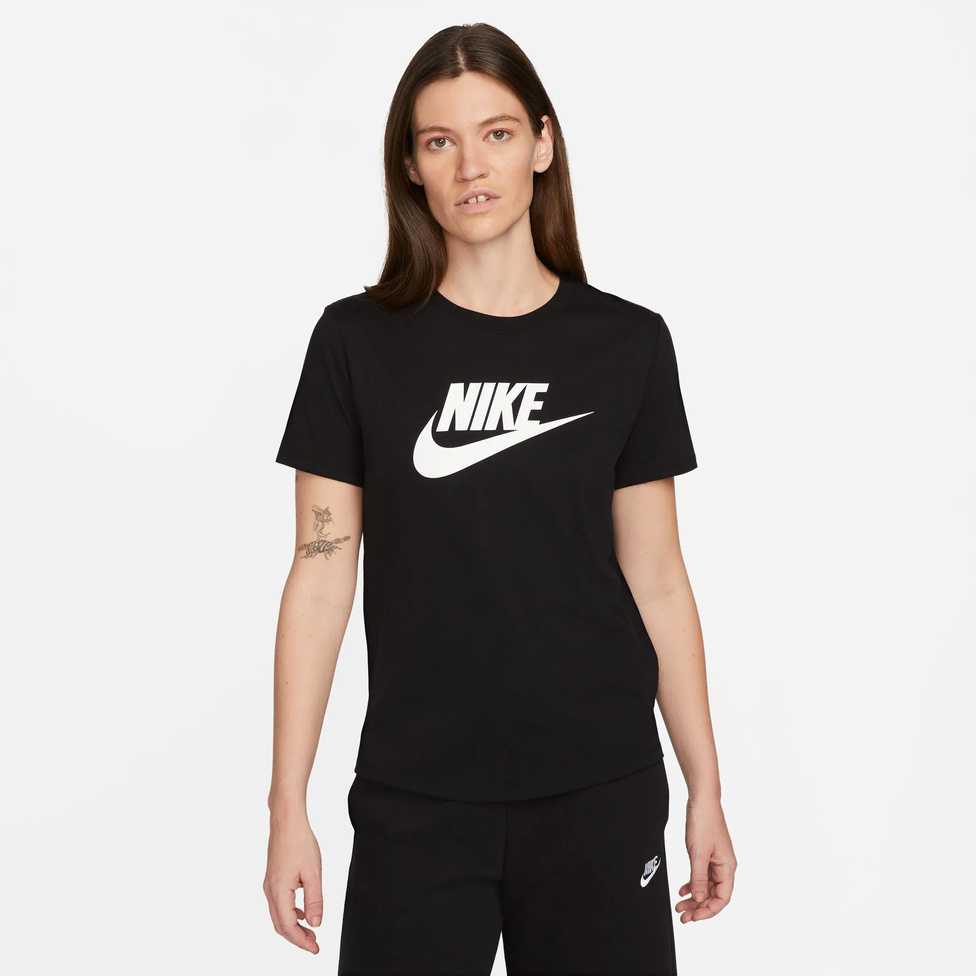 Nike New Sportswear Essential Icon Futura Camiseta De Manga Corta Mujeres